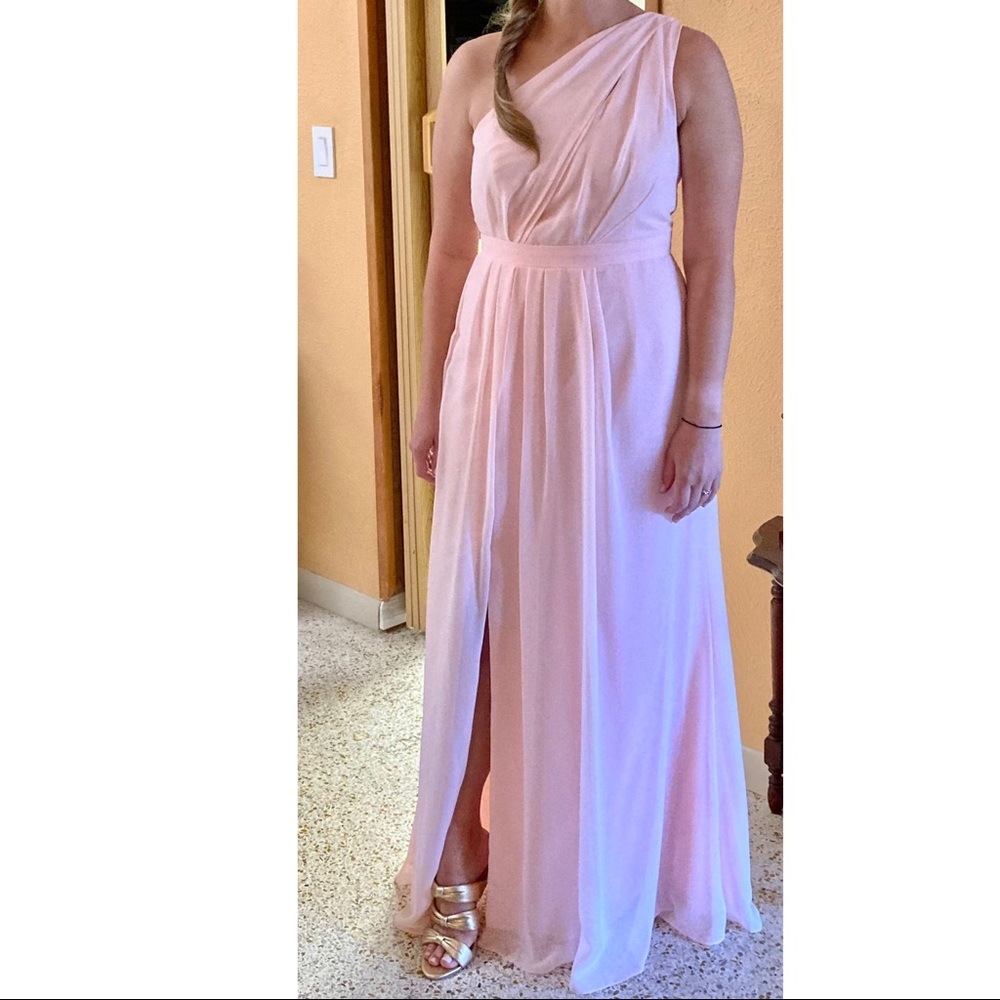 David’s Bridal Petal One Shoulder Chiffon Dress Size 8 F18055